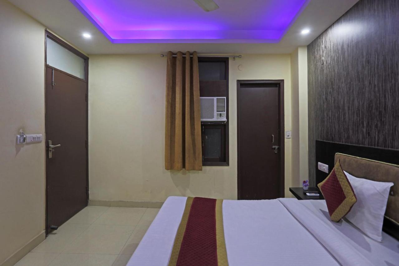 Airport Hotel Rosewood New Delhi Exteriör bild