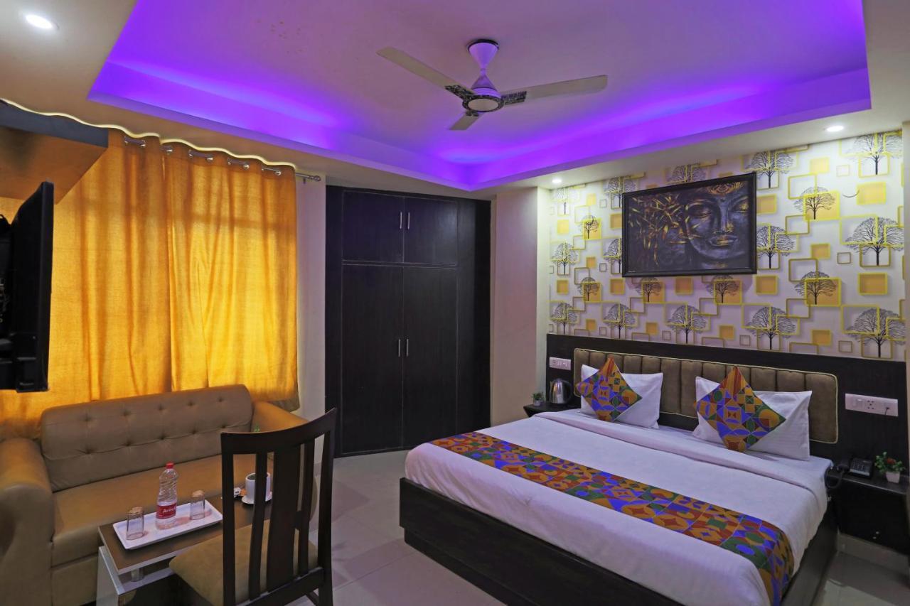 Airport Hotel Rosewood New Delhi Exteriör bild
