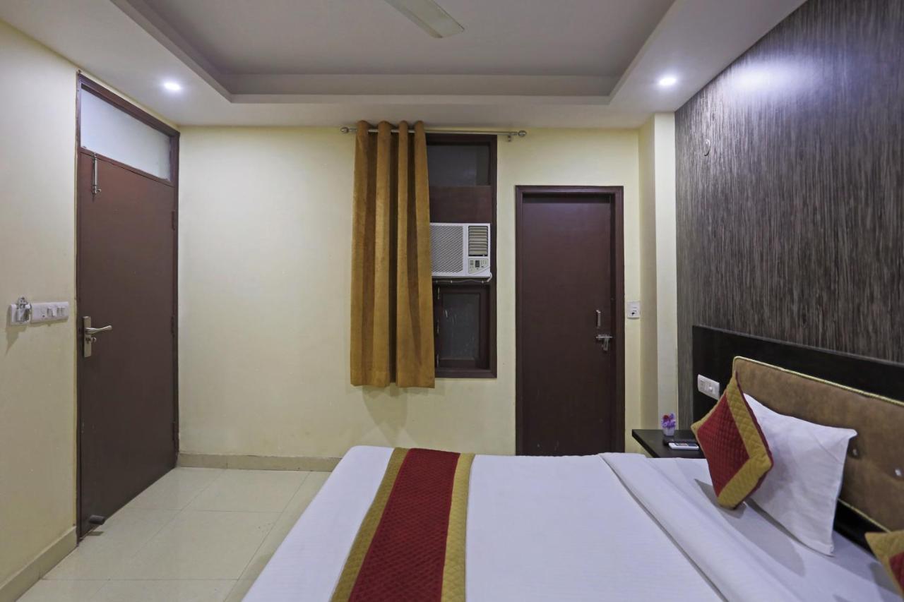 Airport Hotel Rosewood New Delhi Exteriör bild