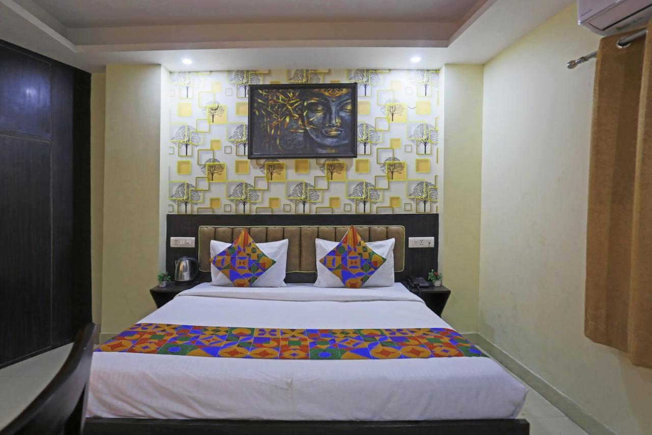 Airport Hotel Rosewood New Delhi Exteriör bild