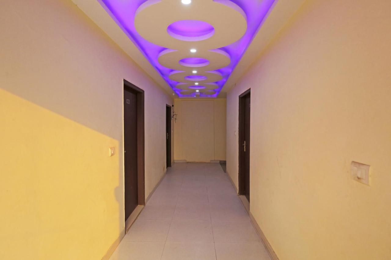 Airport Hotel Rosewood New Delhi Exteriör bild